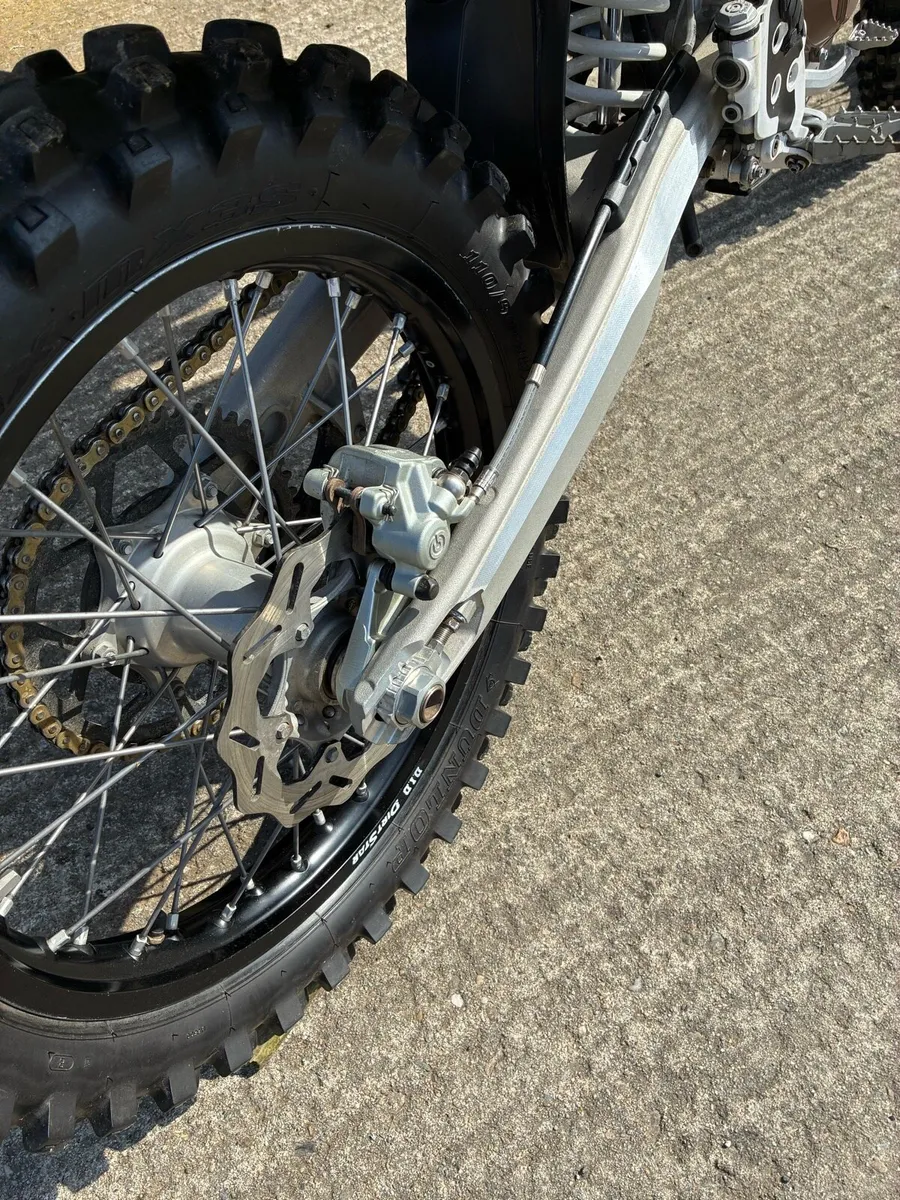 Husky scrambler - Image 2