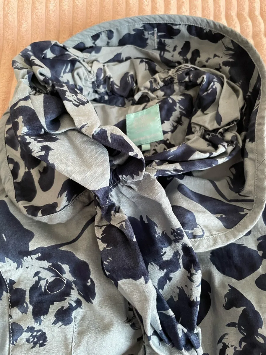 Stylish lightweight coat S size. Phase Eight brand - Image 2