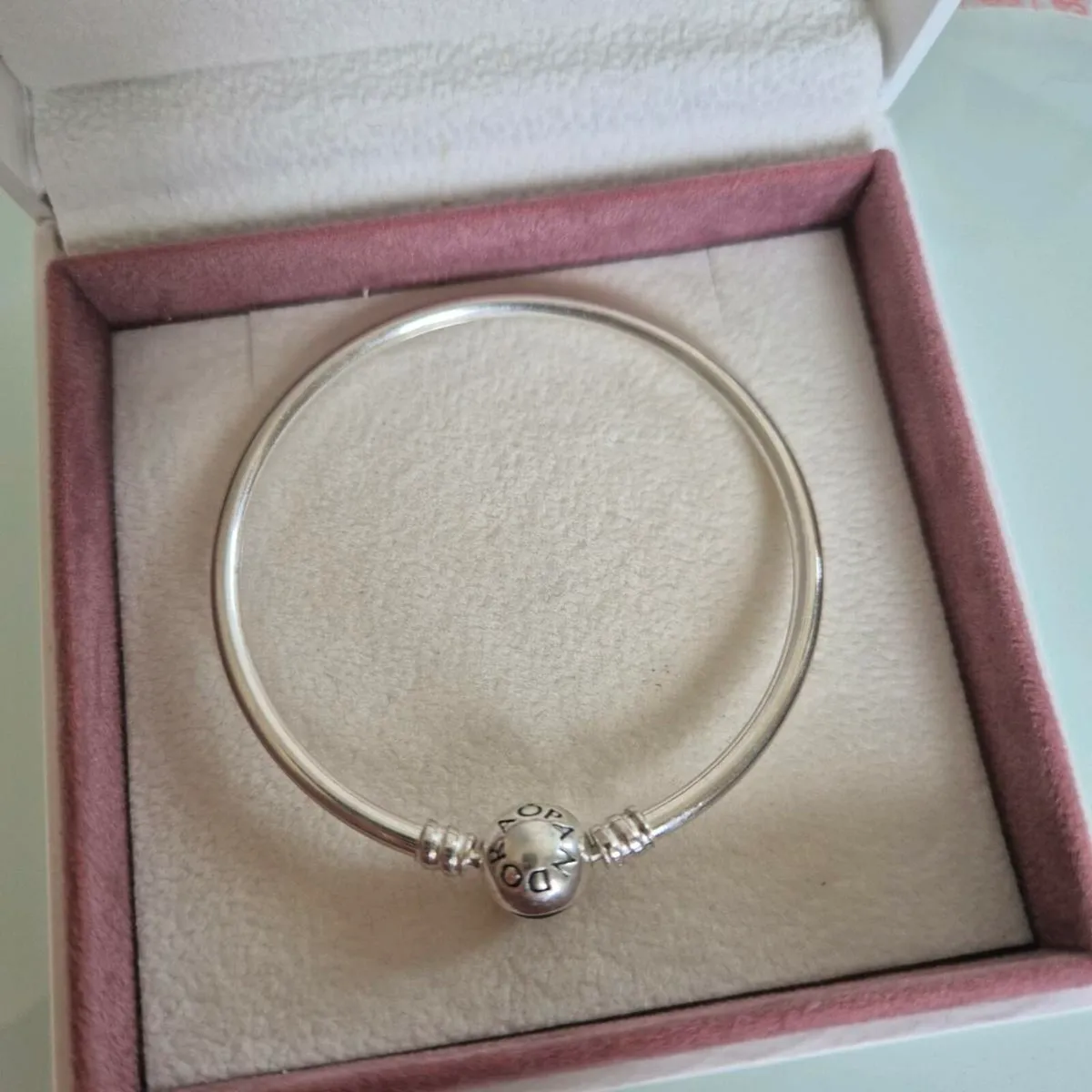 Pandora jonc bracelet moments clap - Image 1