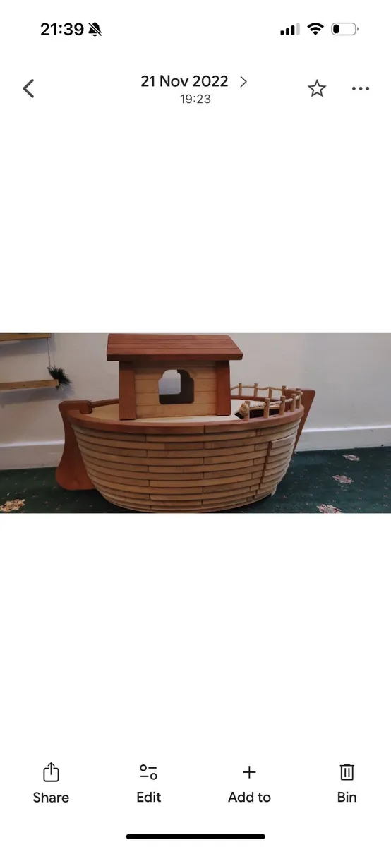 Wooden toy lovers - Image 1