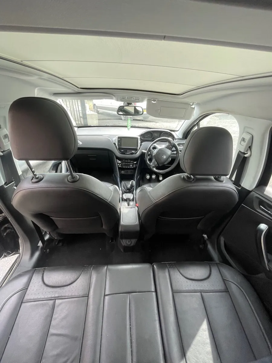 Peugeot 2008 2014 - Image 2