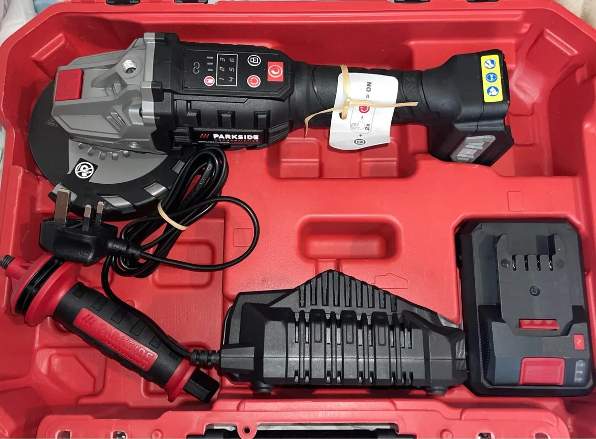 Parkside Performance 20V Cordless Angle Grinder - Image 2
