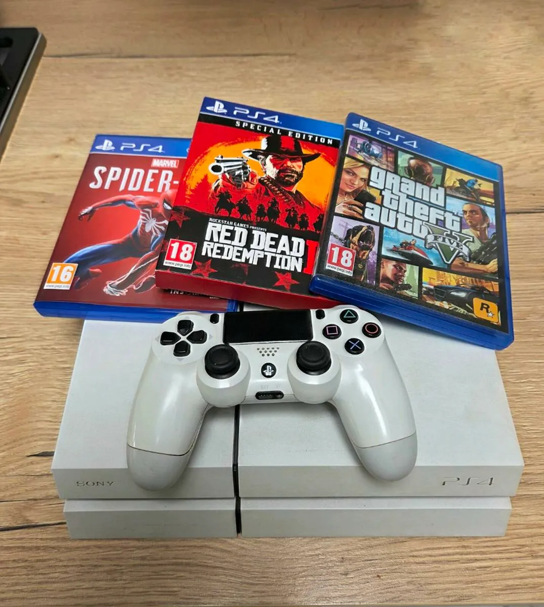 PS4 White + Games