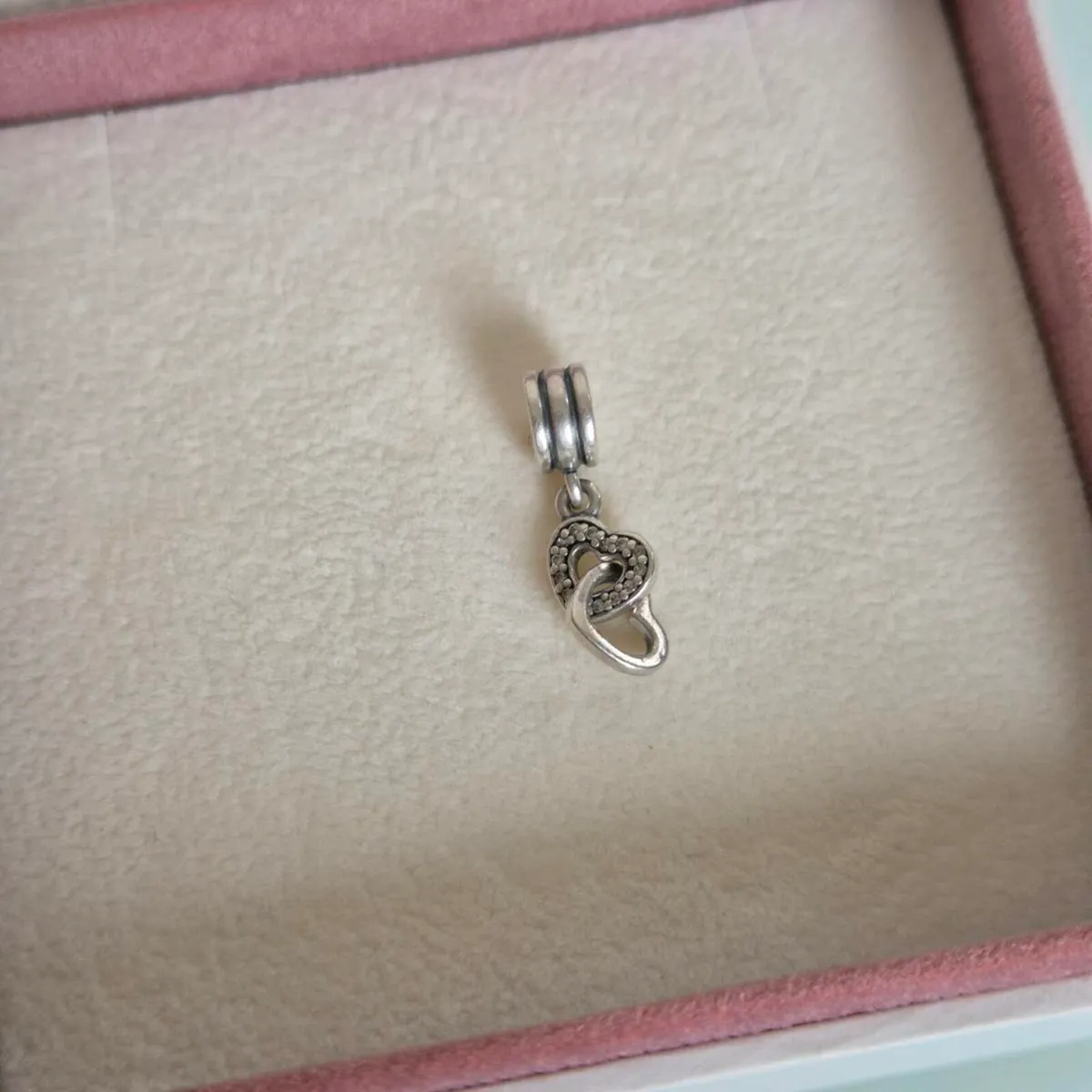 Pandora dangle charm interlocking heart sparkly - Image 3