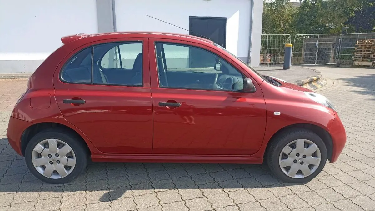 Automatic Nissan Micra - Image 2