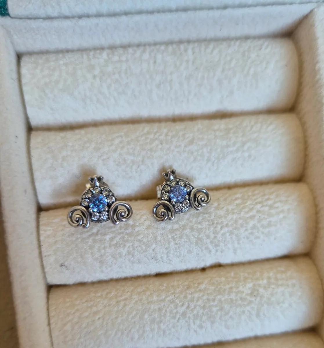 Pandora earrings carriage cinderella Perfect condi - Image 1