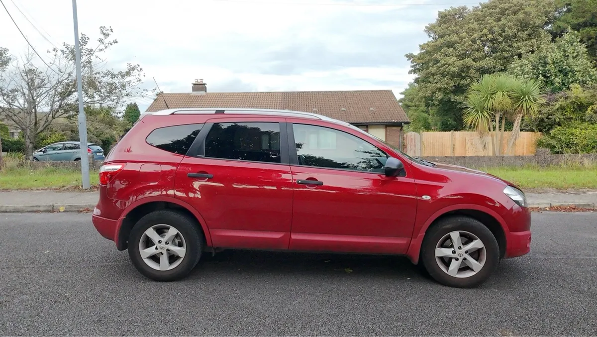 Nissan Qashqai +2 seven seater - Image 2