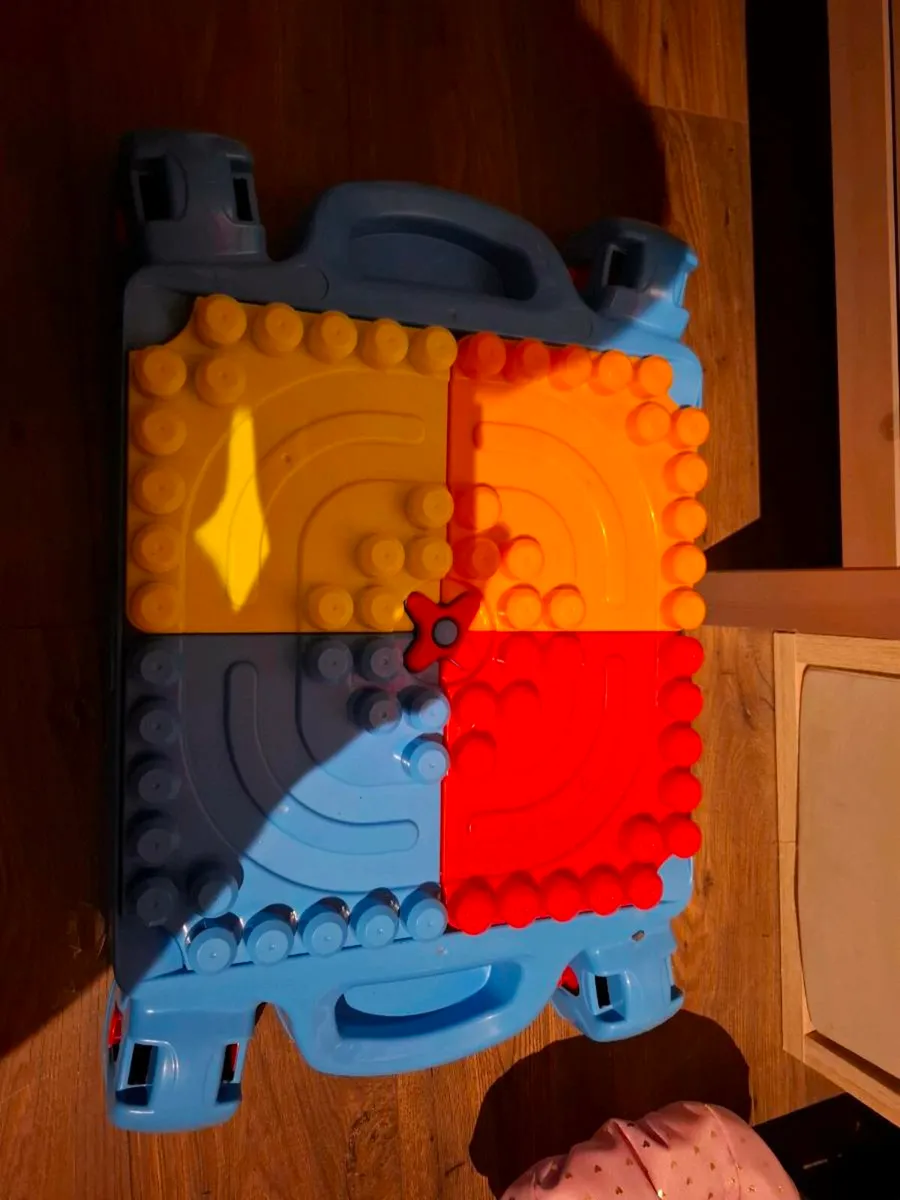 Blocks table - Image 1