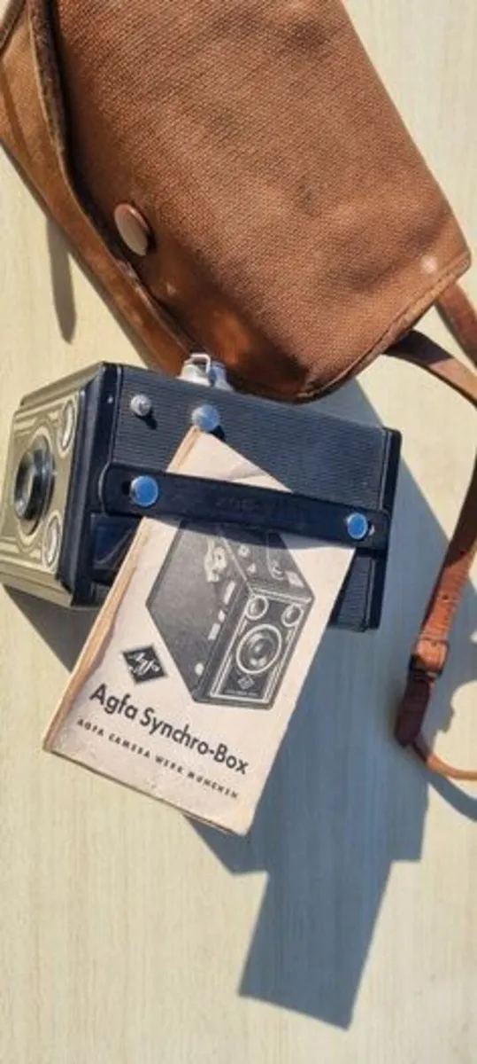 Vintage Agfa Synchro Box Camera - Image 4