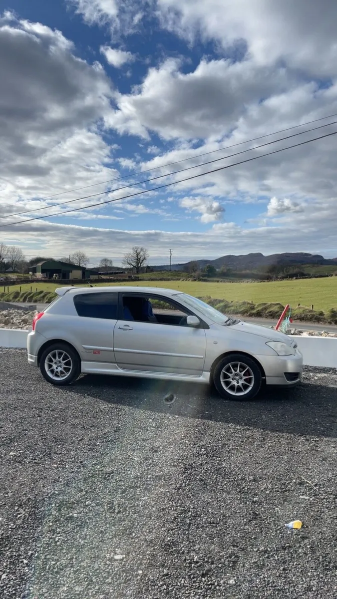 Corolla - Image 4