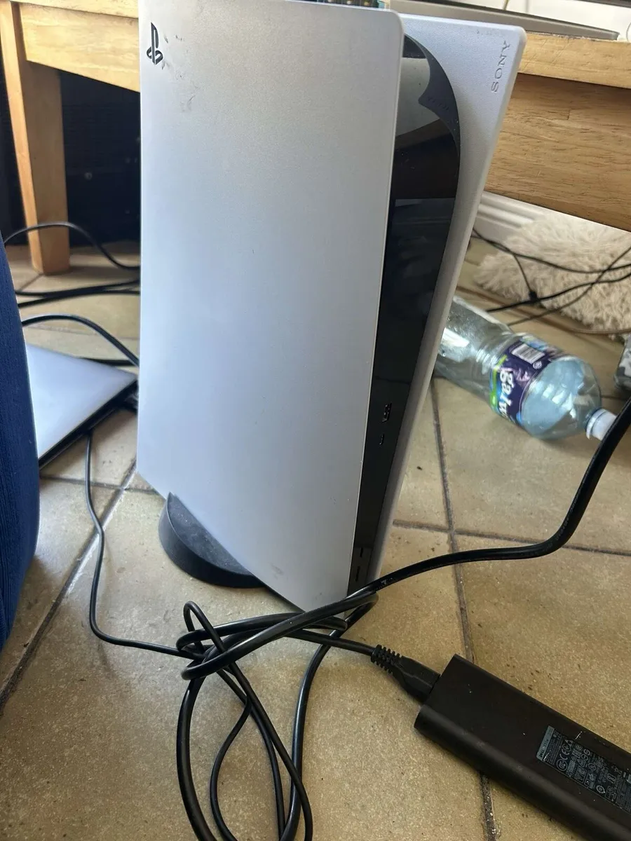 PlayStation 5 - Image 2