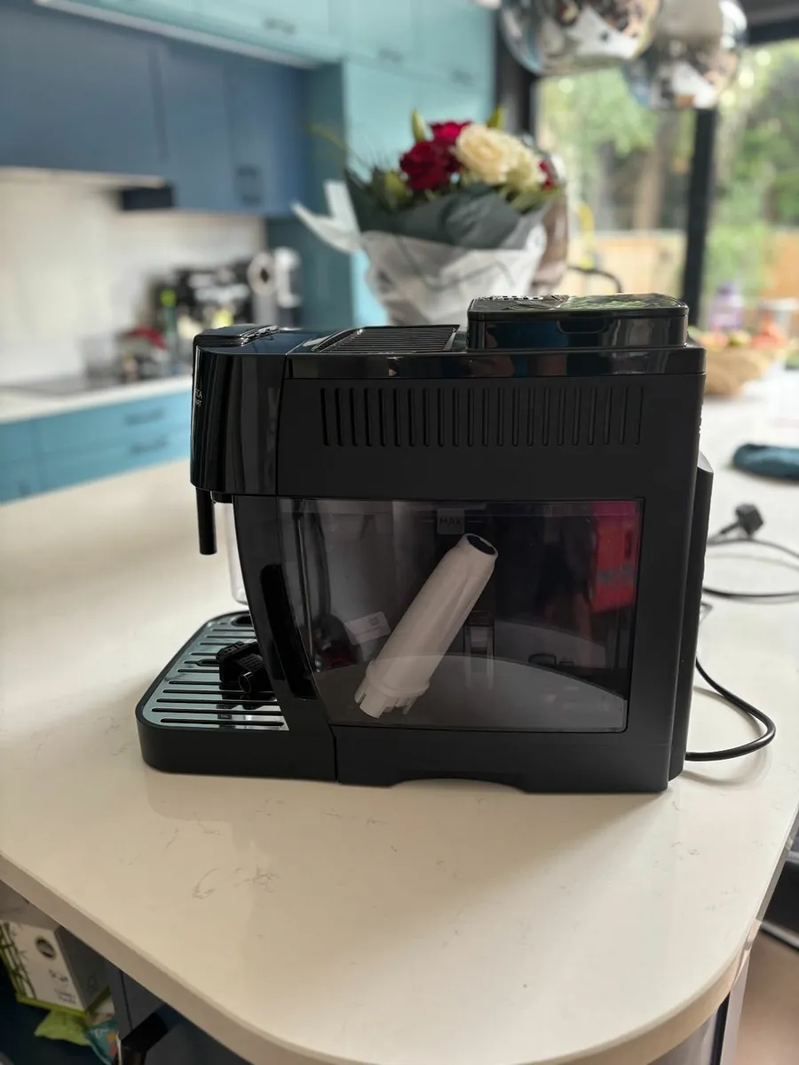 Delonghi Magnifica Start Coffee Machine - Image 3