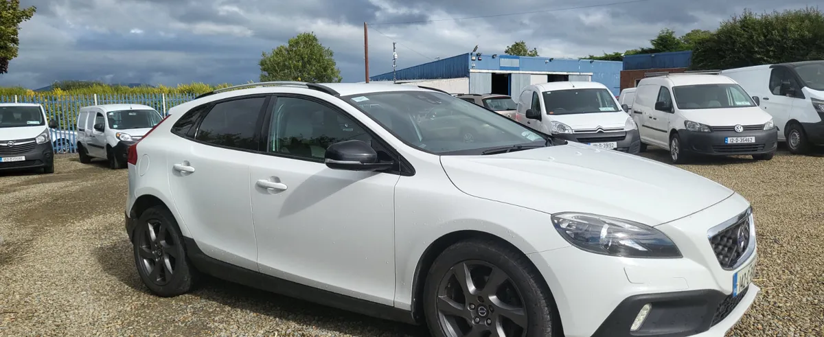 Volvo V40 2014 - Image 4