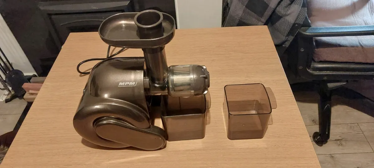 Slow Juicer - Image 2