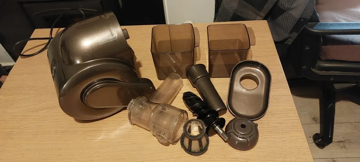 Slow Juicer - Image 4