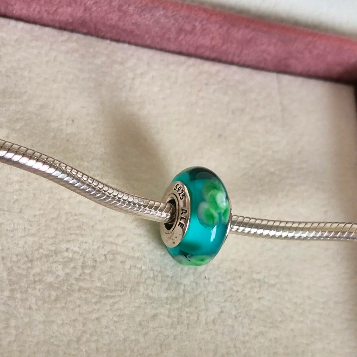 Pandora charm murano glass flower green - Image 3