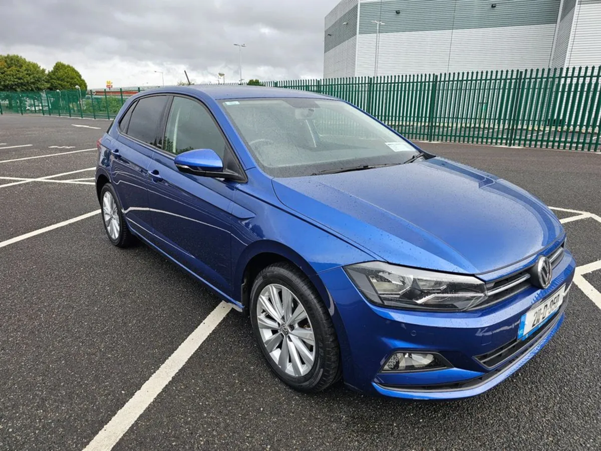 Volkswagen Polo 1.0 PETROL, UNITED MODEL, LOW MILE - Image 3