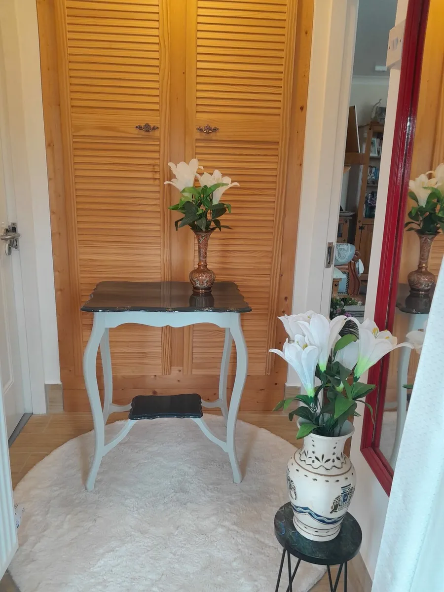 Chipendale style table - Image 3