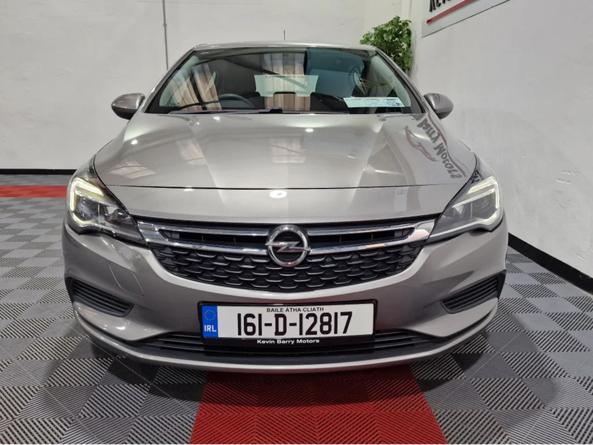 Opel Astra SC 1.6CDTi 110BHP 6 SPEED MANUAL **ORIG - Image 2