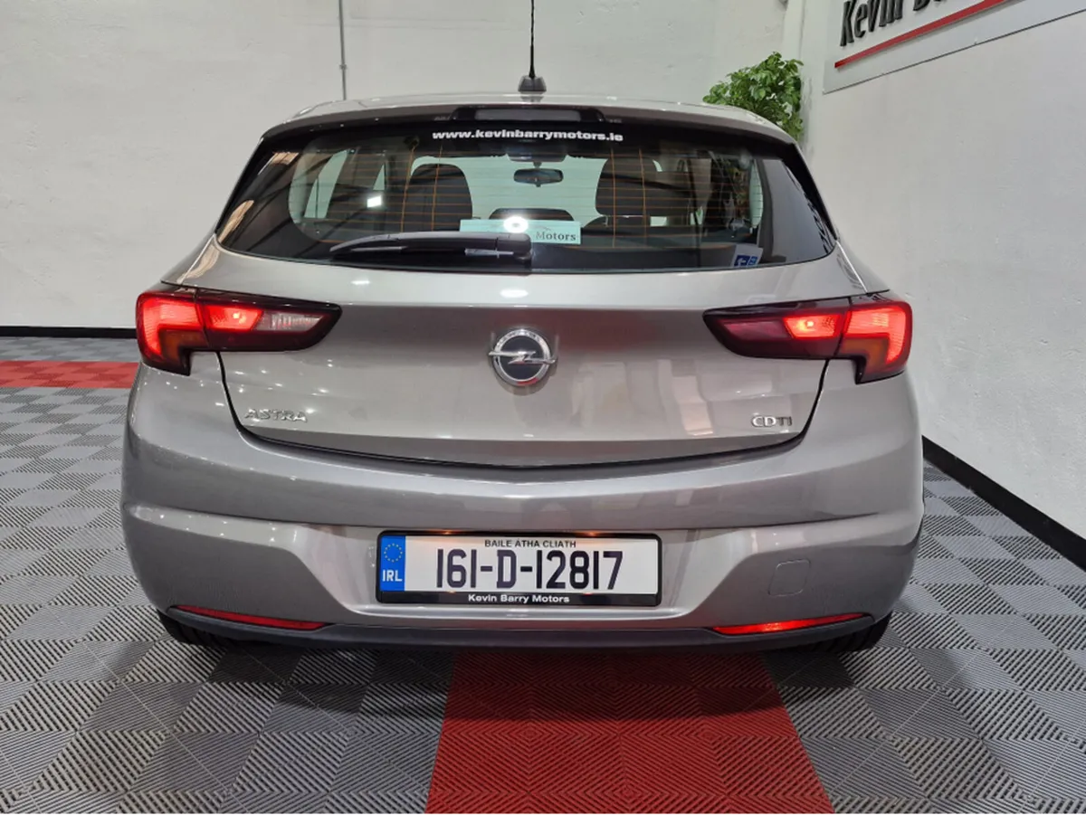 Opel Astra SC 1.6CDTi 110BHP 6 SPEED MANUAL **ORIG - Image 3