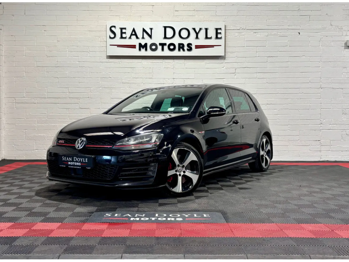 Volkswagen Golf 2.0 TSI GTI PERFORMANCE 2 230PS IR - Image 2