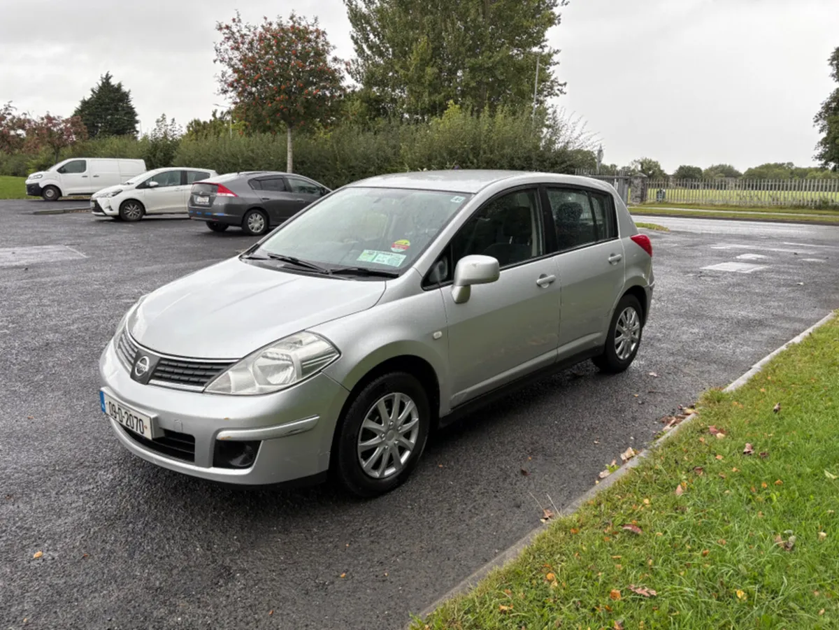 Nissan Tiida 1.5 DSL 5DR SE - Image 2