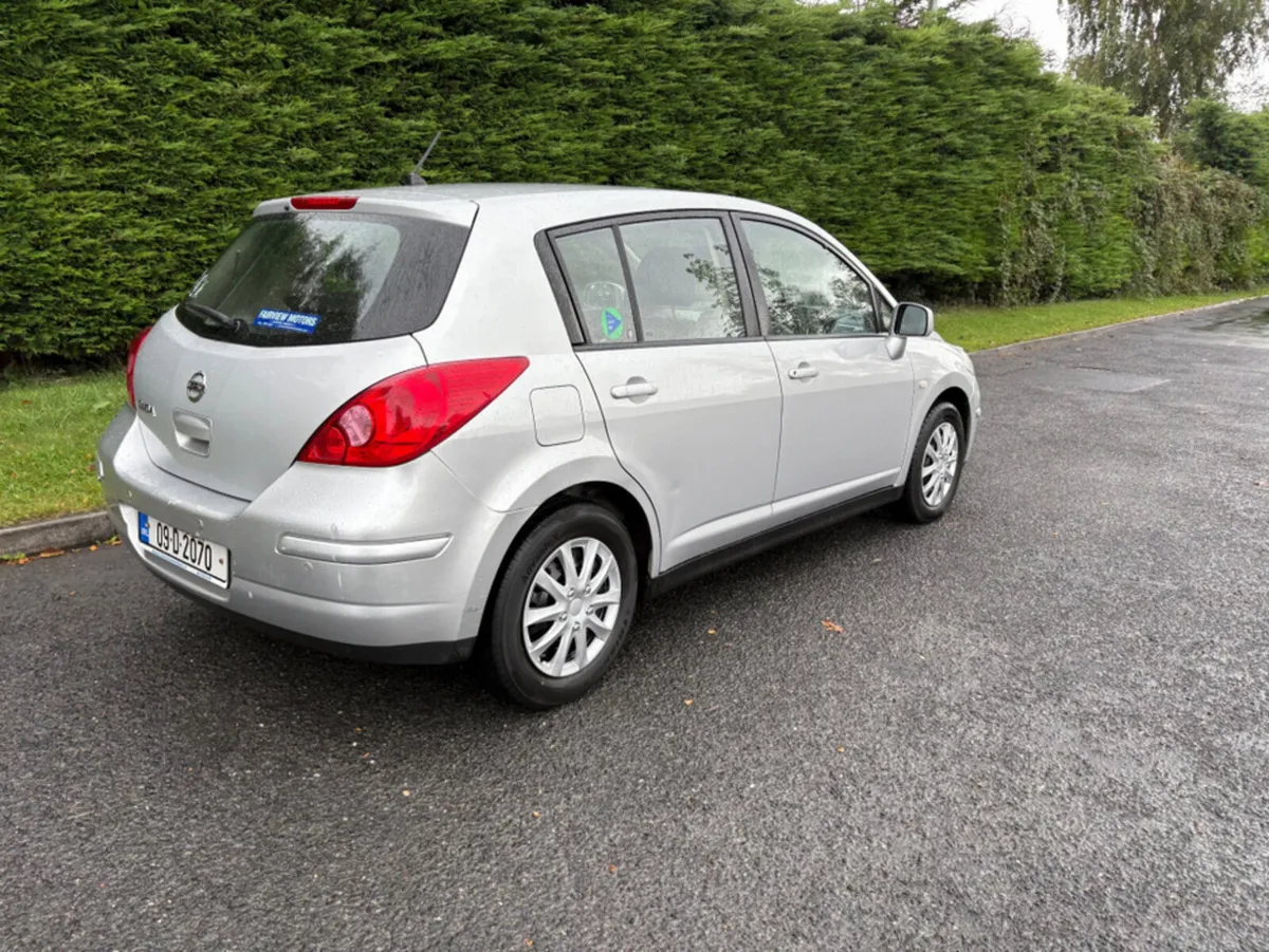 Nissan Tiida 1.5 DSL 5DR SE - Image 3