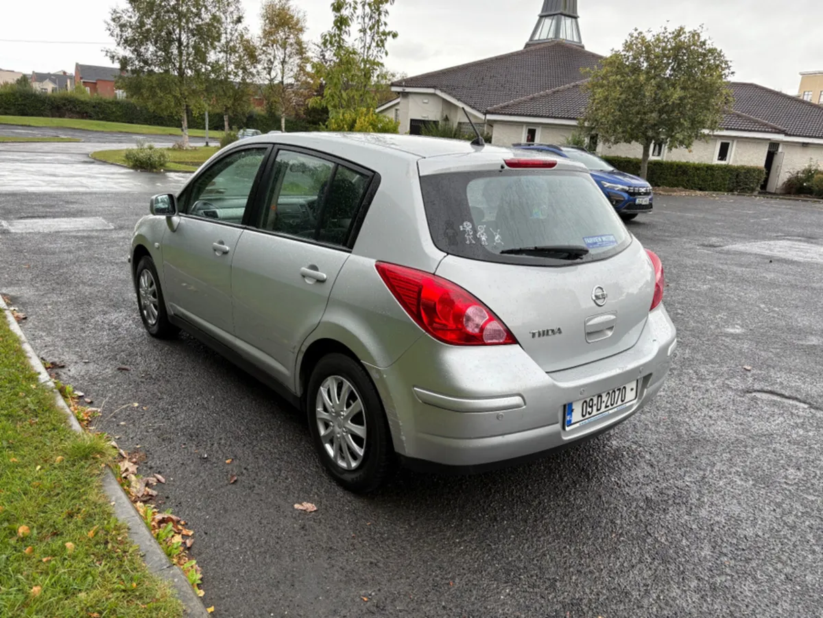 Nissan Tiida 1.5 DSL 5DR SE - Image 4