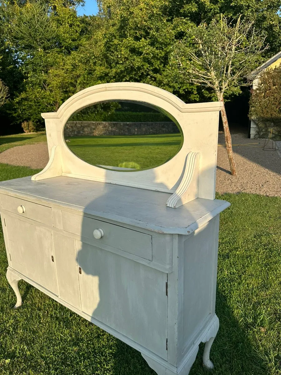 Vintage sideboard - Image 1