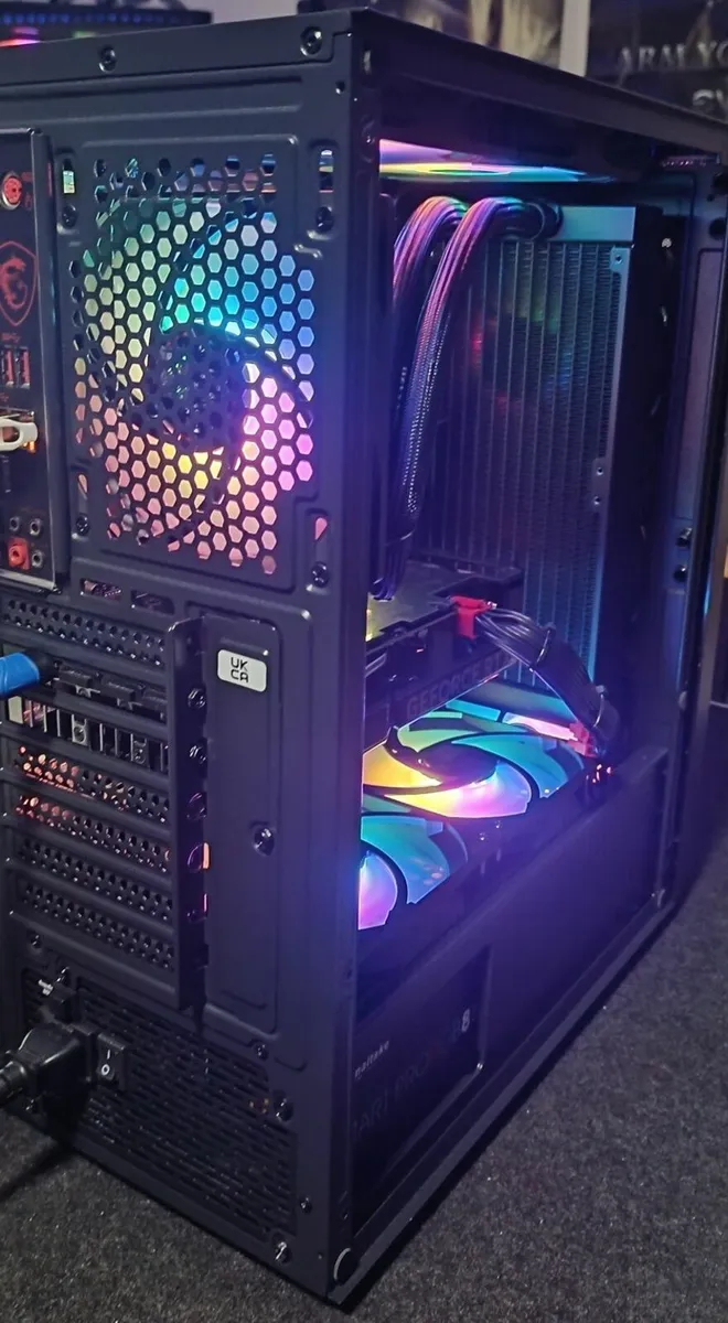 HellCracks Ryzen 5 RTX4060 Gaming PC - Image 3