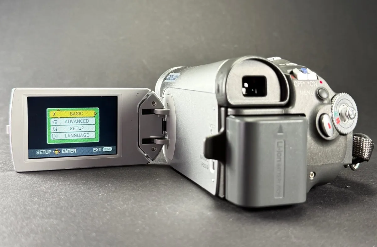 Panasonic NV-GS60 mini dv  camcorder - Image 4