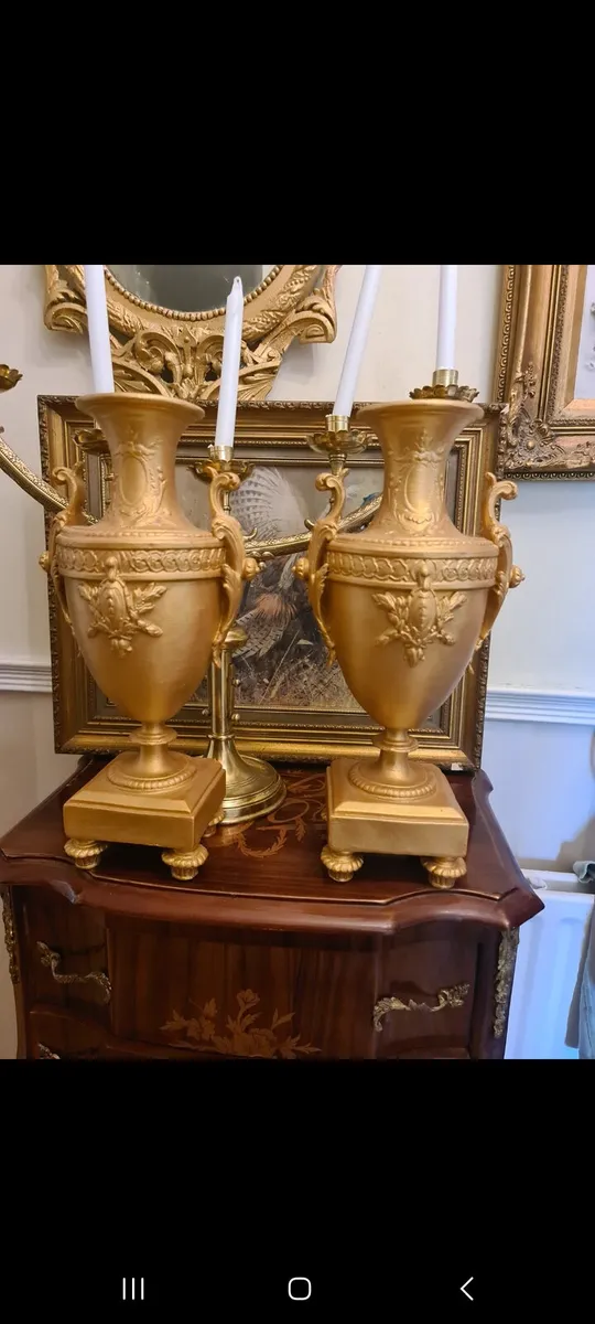 Large Art Deco urns - Image 1
