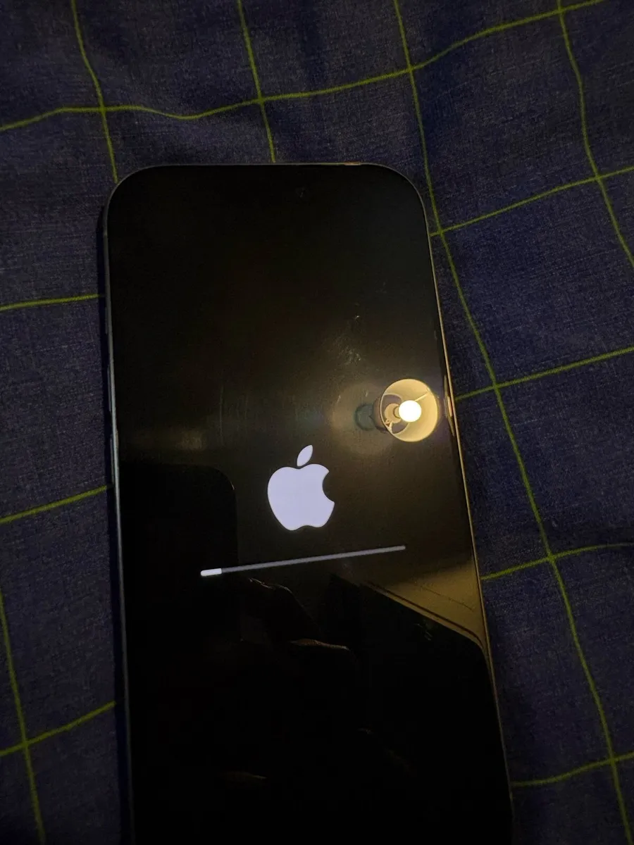 iPhone 16 Pro 128GB Natural Titanium (Unlocked) - Image 3