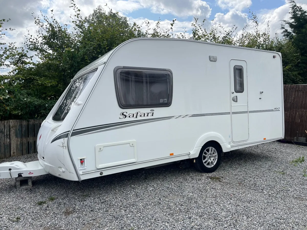 Carvan - Image 1