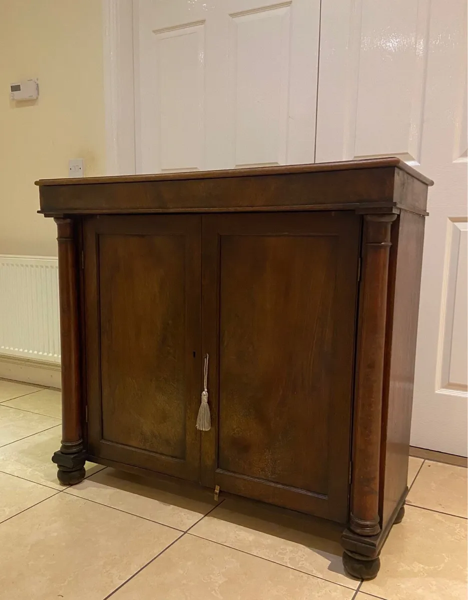 William IV two door chiffonier cupboard - Image 1