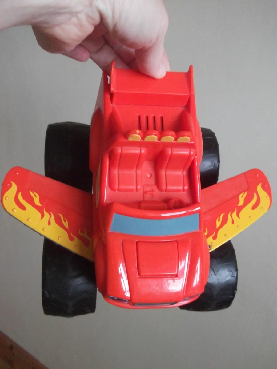 Blaze Monster Machine Transforming Blaze Jet - Image 2