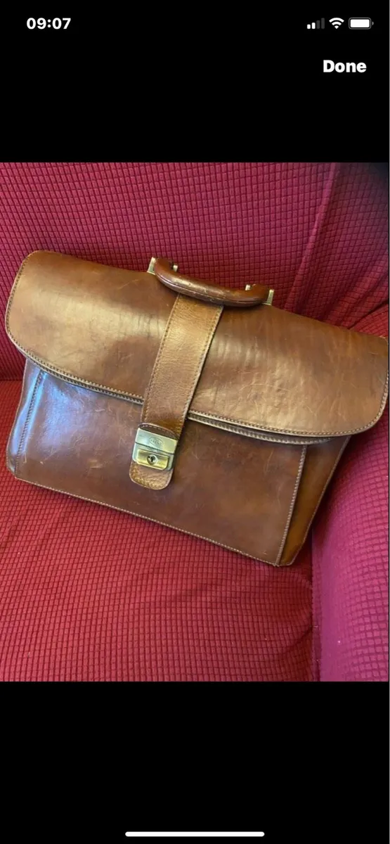 Quality Leather Laptop. Bag/ Briefcase - Image 2