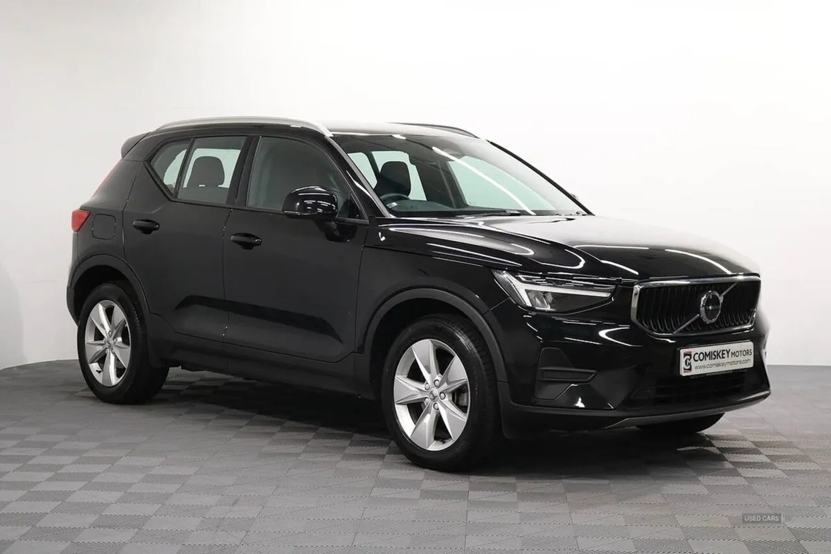 Volvo XC40 B3 Mhev Core - Image 1