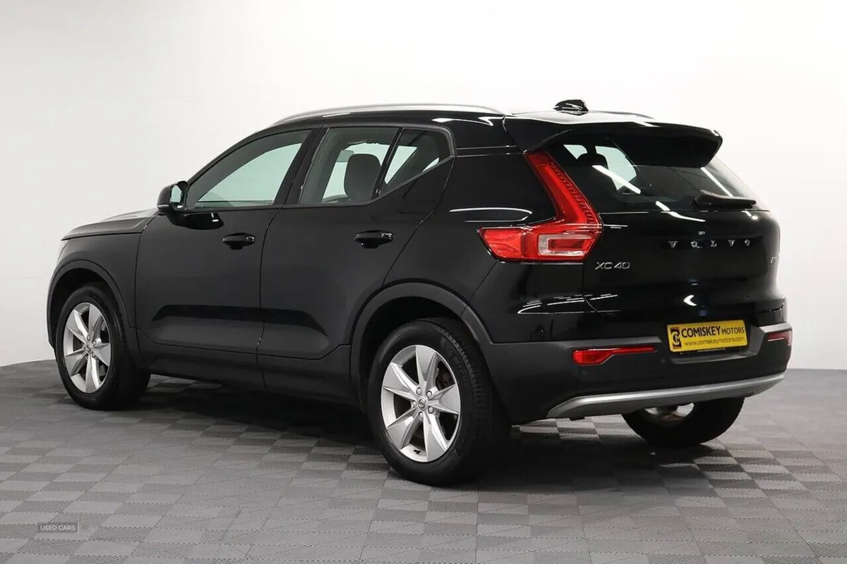 Volvo XC40 B3 Mhev Core - Image 4