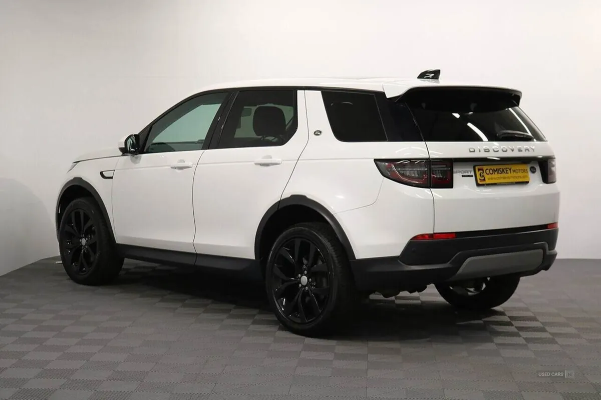 Land Rover Discovery Sport D180 Mhev HSE - Image 4