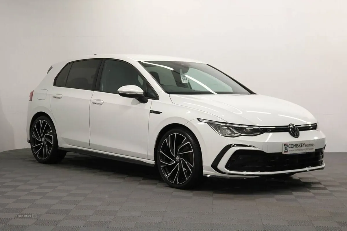 Volkswagen Golf TSI R-line - Image 1