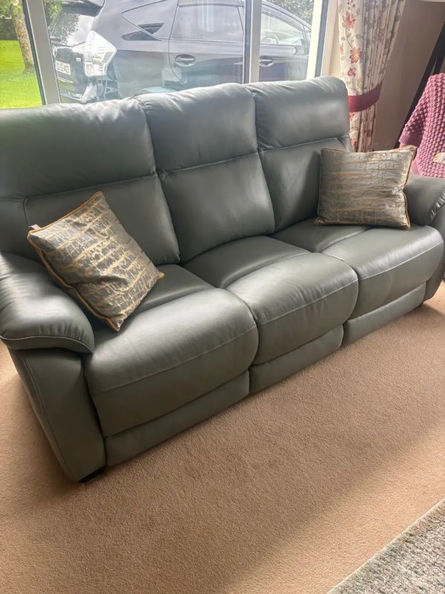 Sofa - Image 2