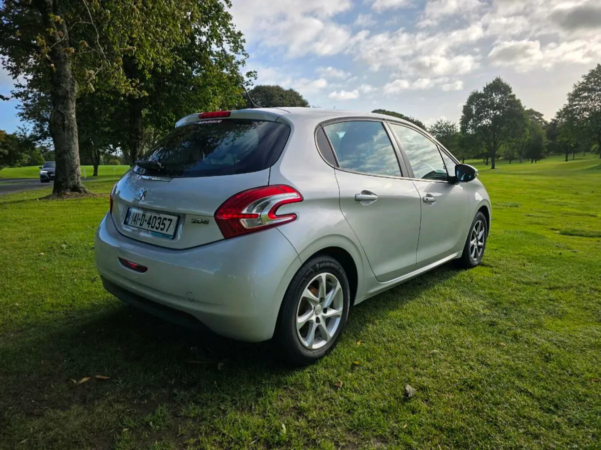 Peugeot 208 ( New NCT Today !!!!) 1.2 petrol - Image 3