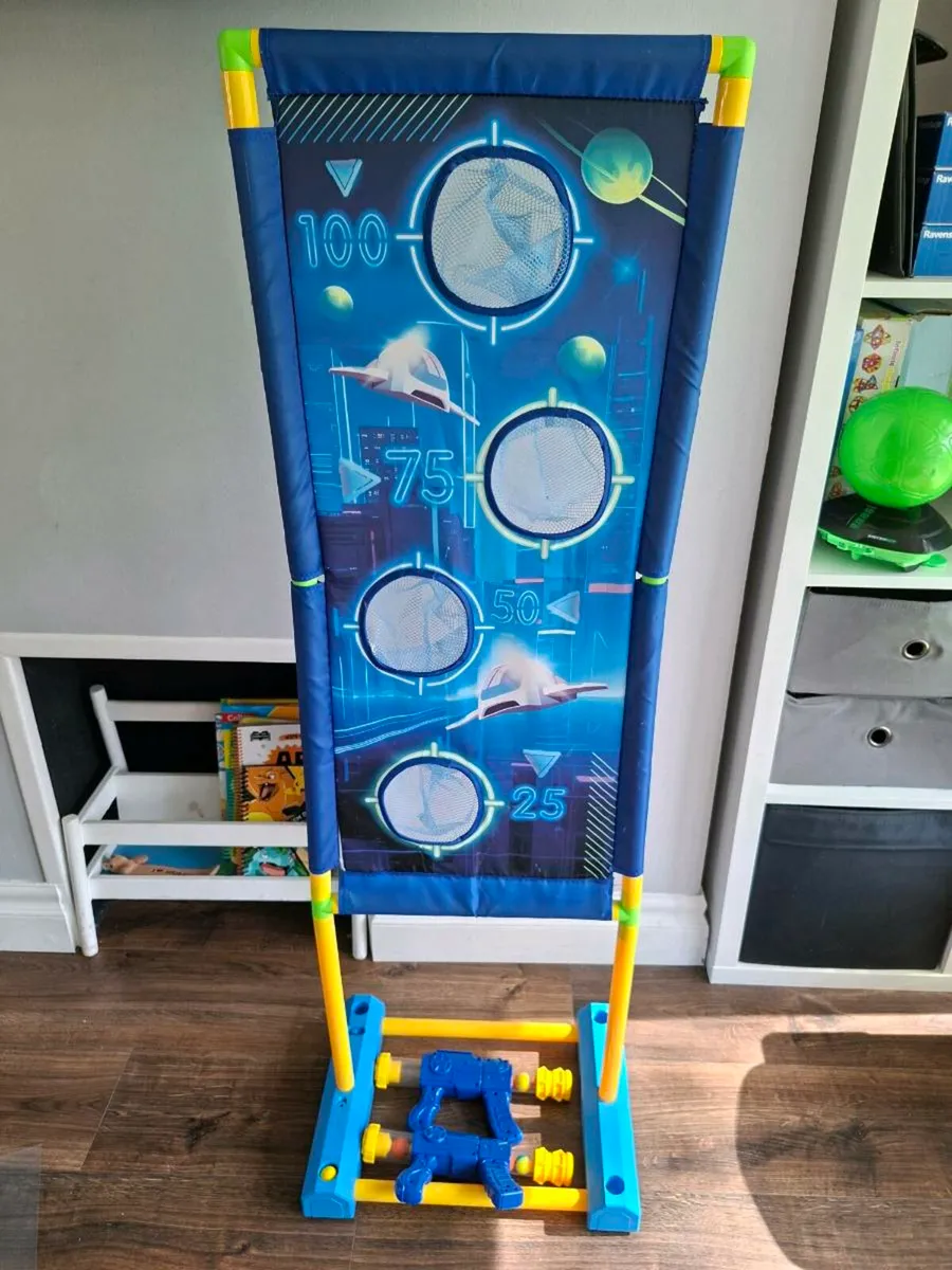 Turbo Target Cosmic Challenge Shooting Game