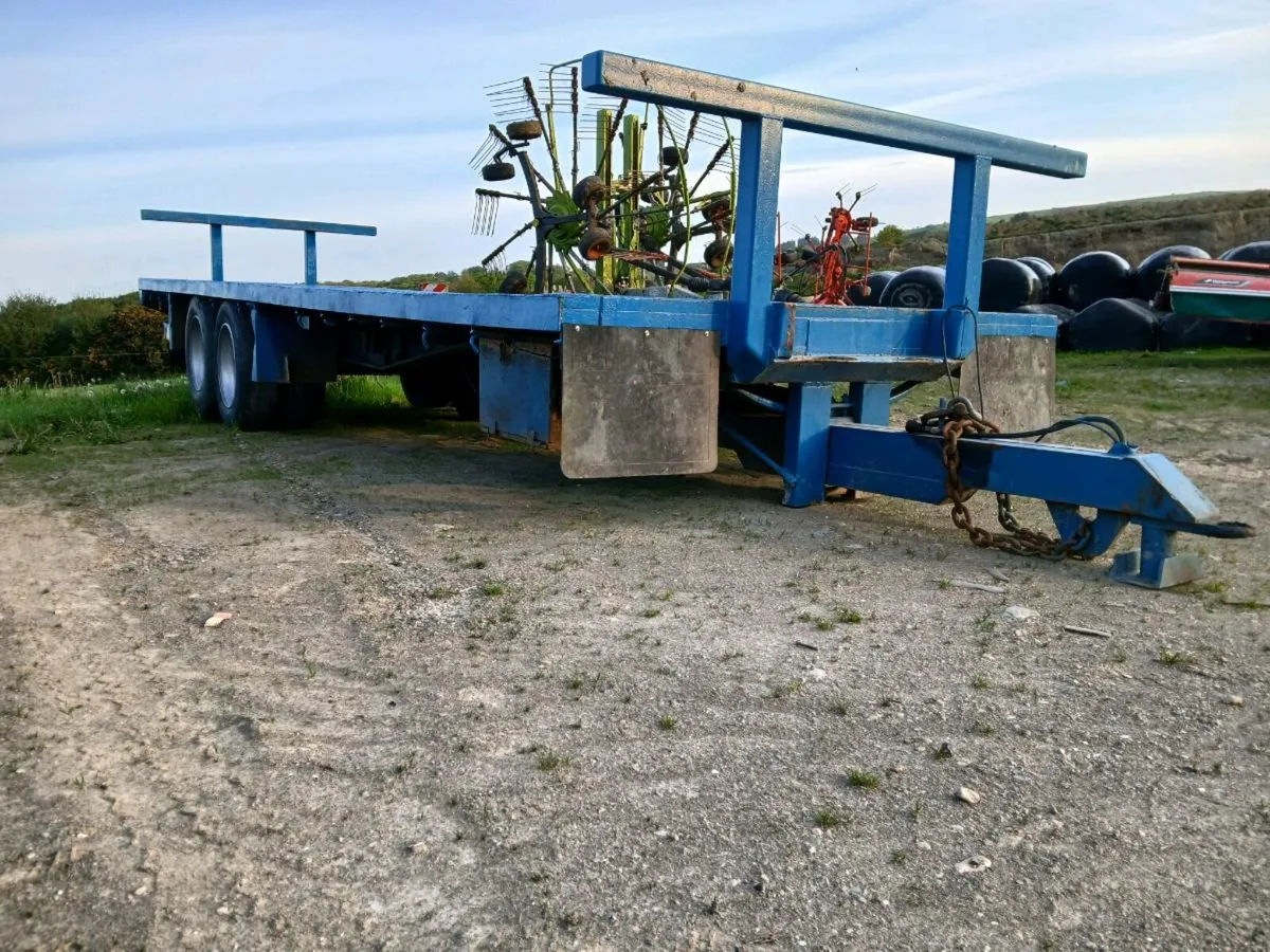 28ft bale trailer - Image 3