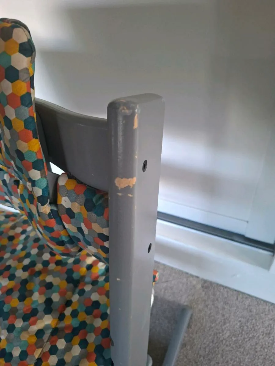 Stokke Chair with accessories - Image 3