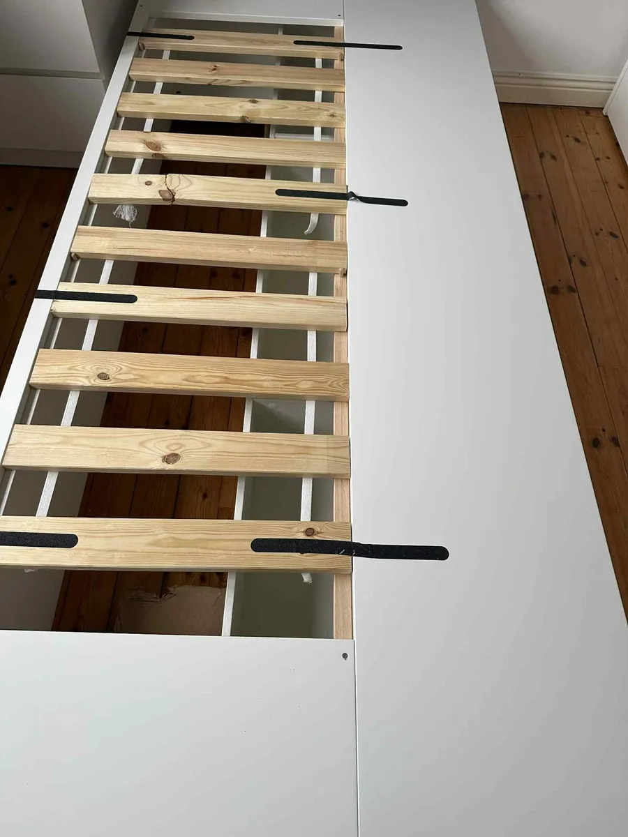 Single bad with drawers + headboard +mattress - Image 3