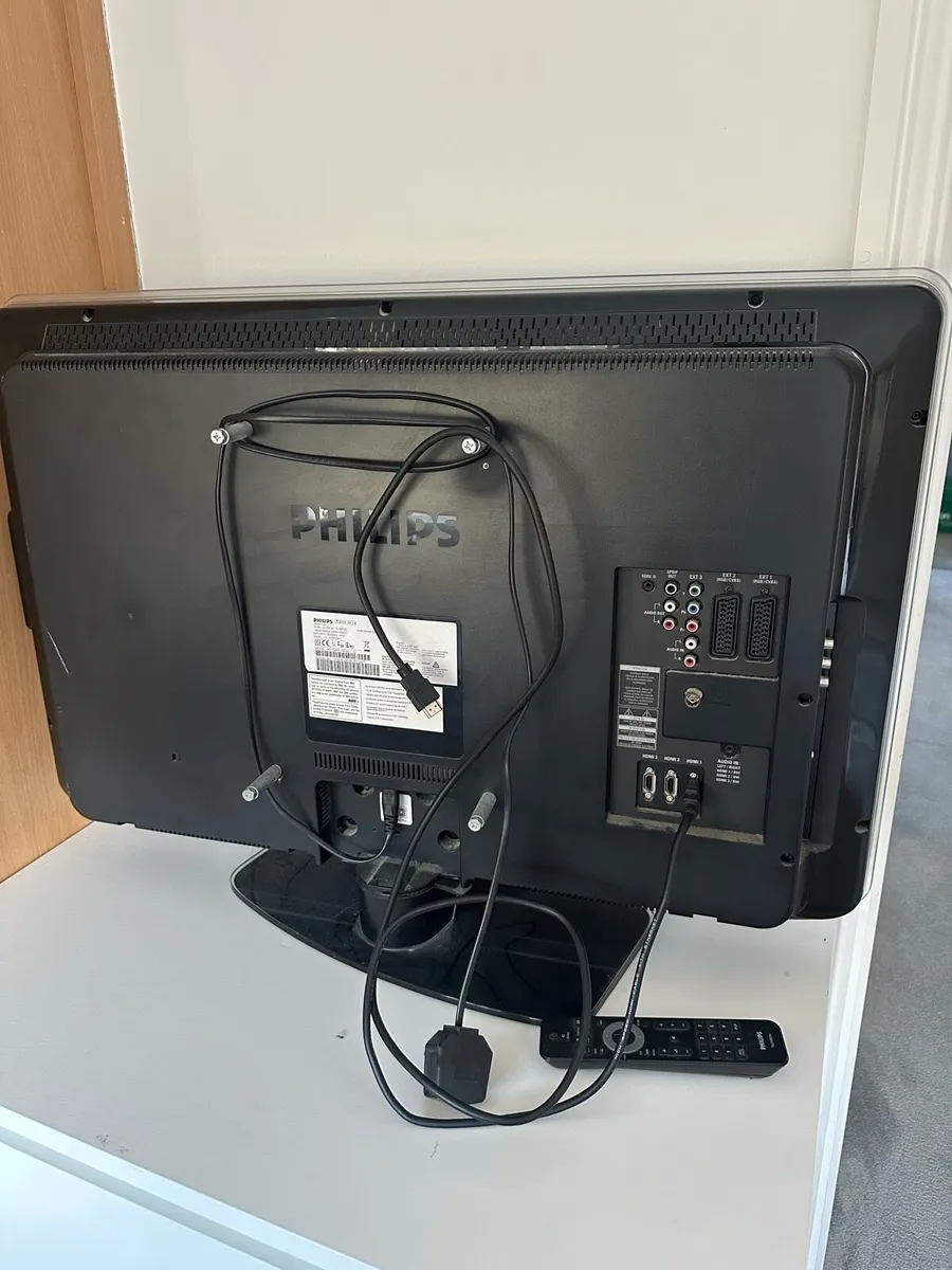 32inch TV Philips - Image 1
