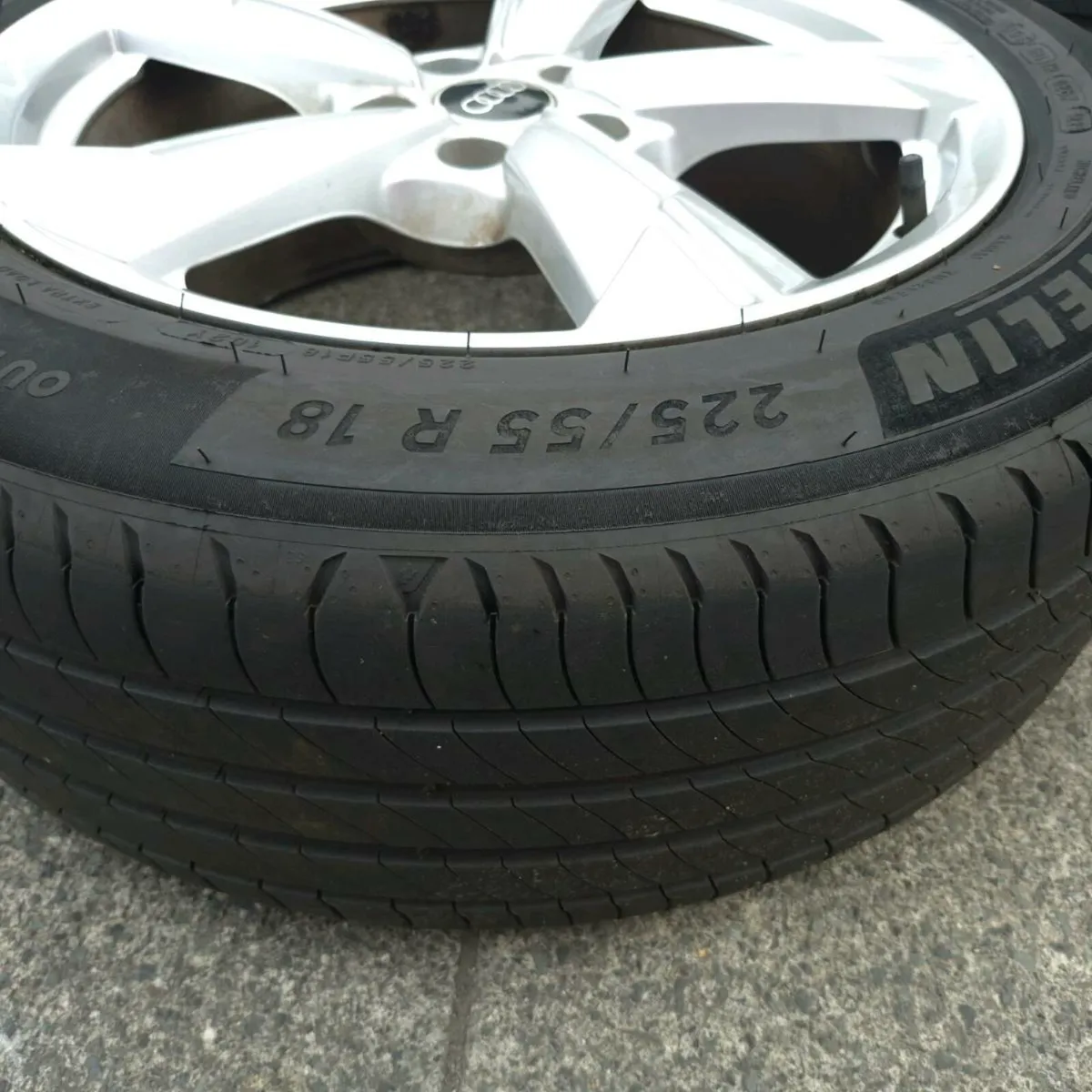 Audi aloy wheels with very good tyres225/55/18 - Image 2