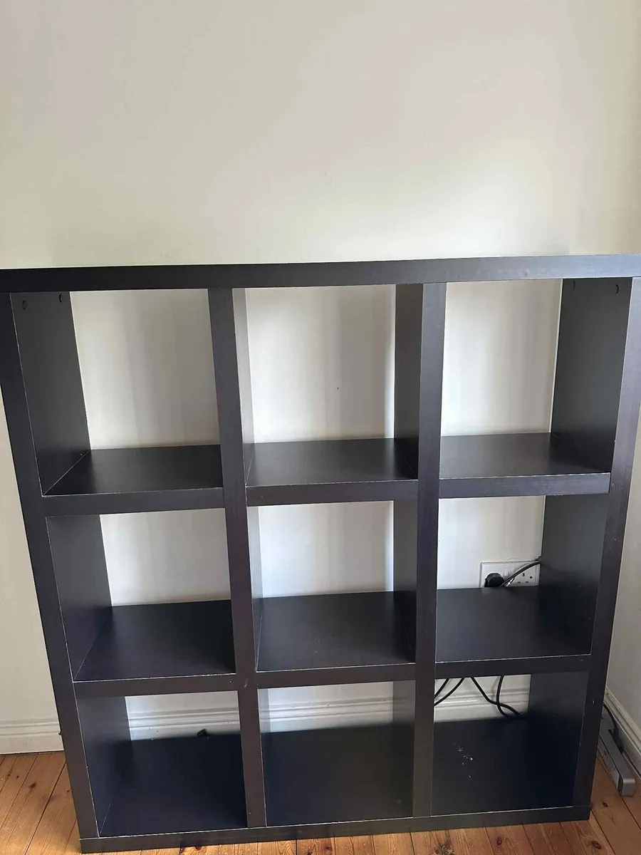 9-cube storage shelf / bookcase - Image 1